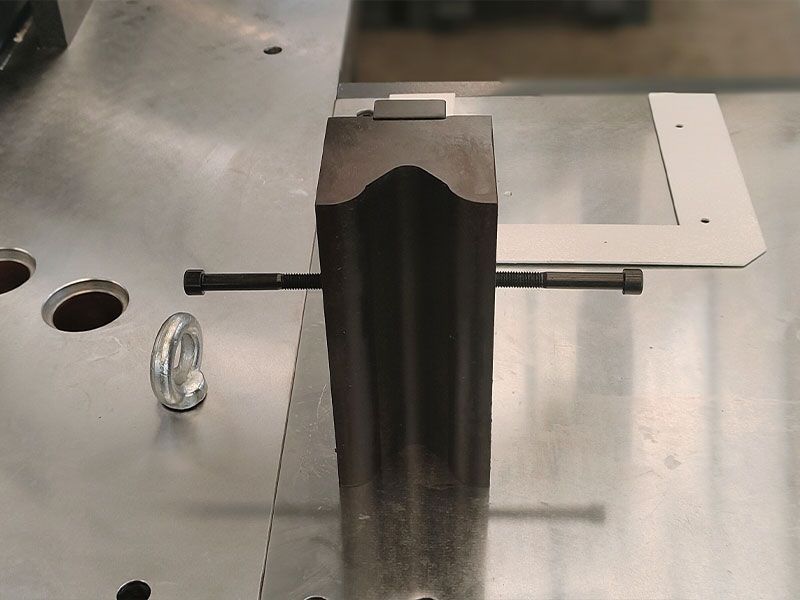 cnc-busbar-bending-machine-supplier