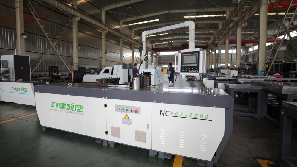 NC.40Z-1200 CNC Copper busbar Bending machine copper bending tool