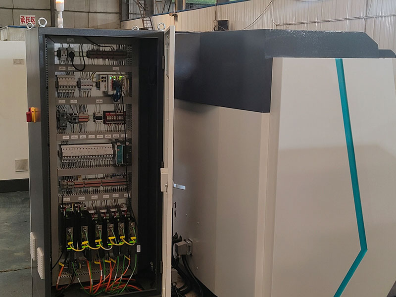 Struktur kokoh untuk presisi punching maksimal